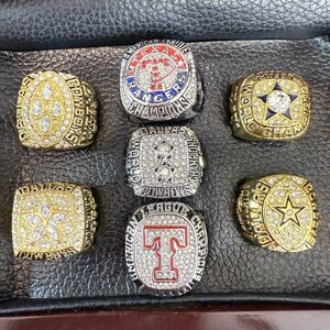 Texas Championship Cowboys & Rangers 7 Piece Ring Lot In Collectors Box